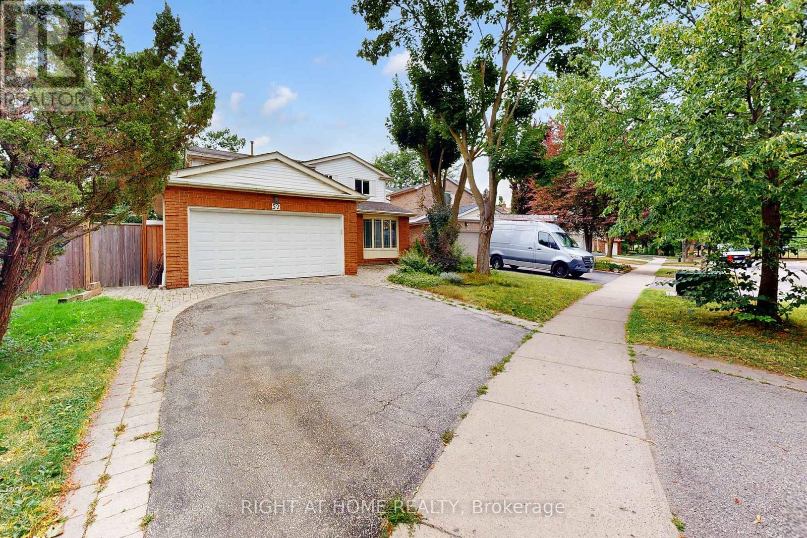 52 Breckonwood Cres, Markham, ON L3T 5E8