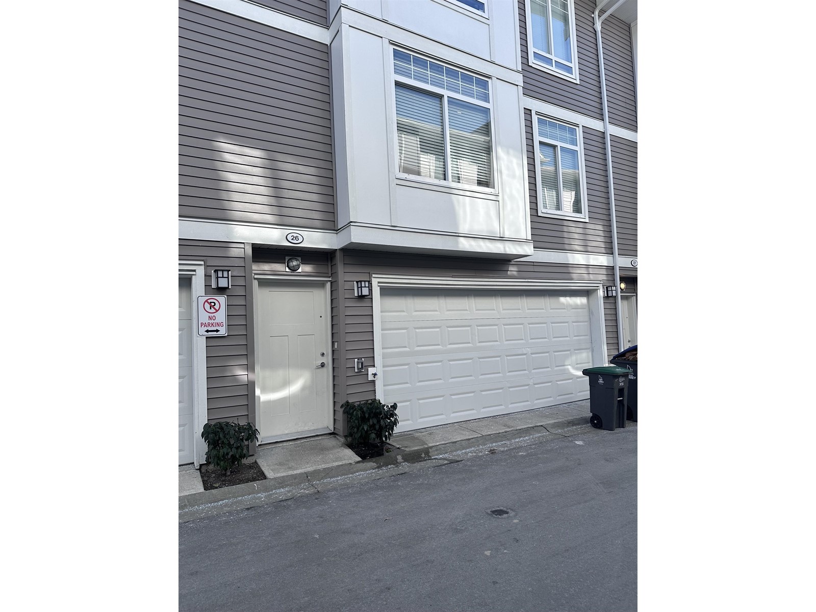 11267 133 Street Unit 26, Surrey, BC V3R 0E3