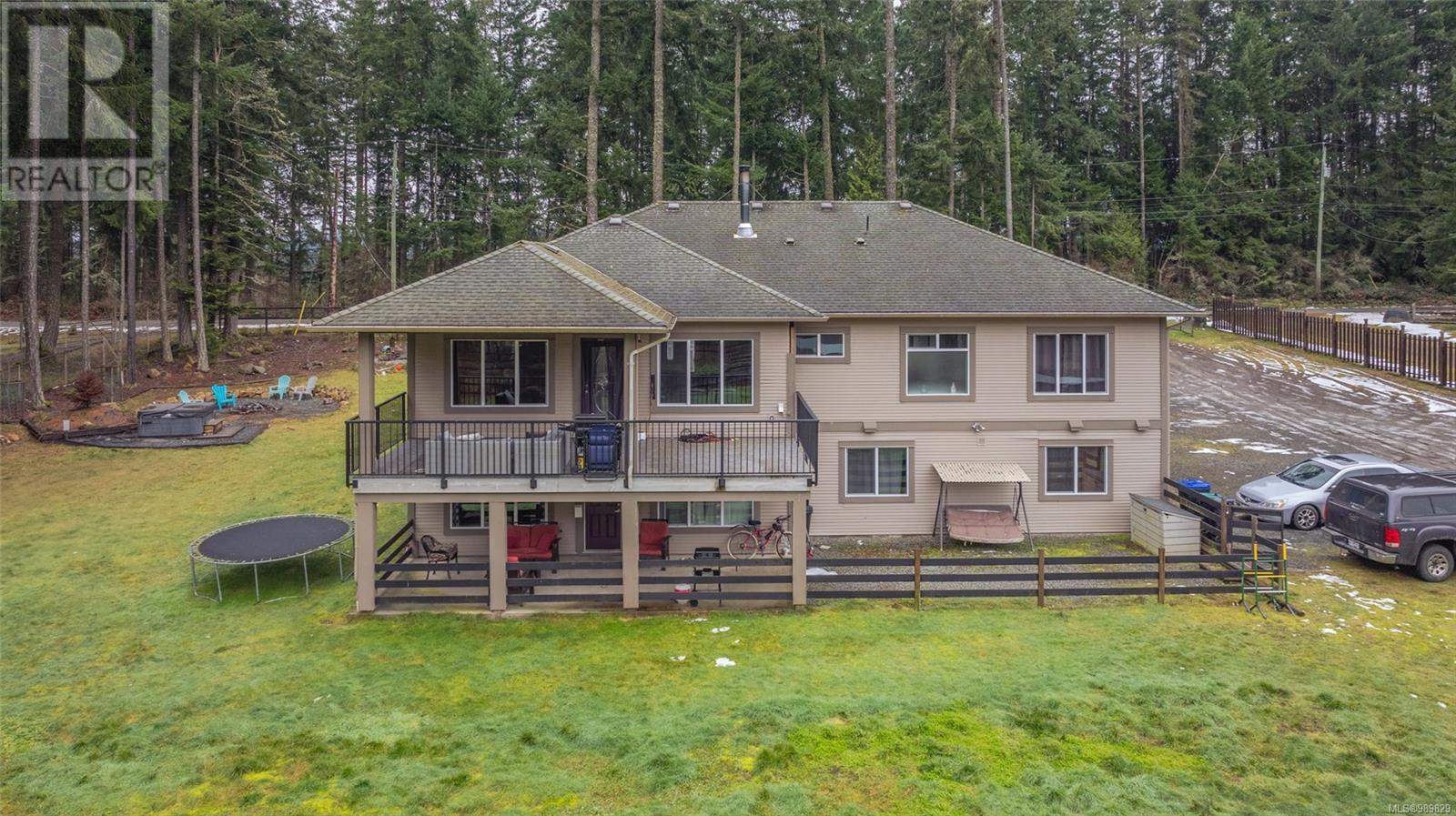 315 Allsbrook Rd, Parksville, BC V9P 2A8