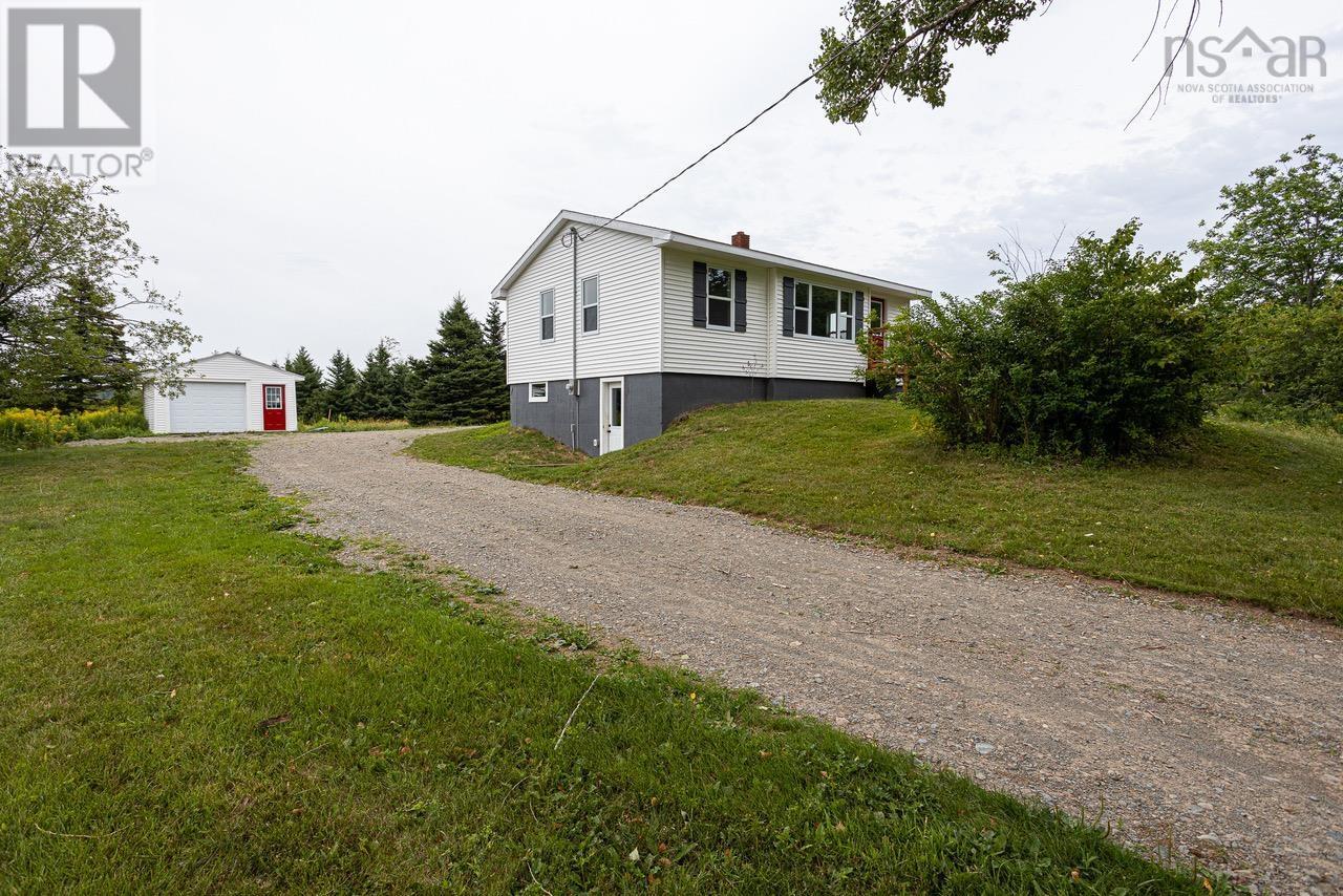 341 Warwick Mountain Rd, Warwick Mountain, NS B0K 1V0