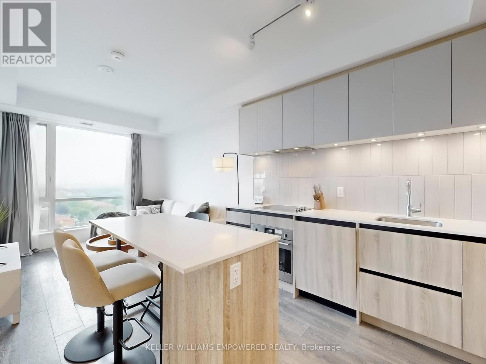1106 7950 Bathurst St, Vaughan Beverley Glen, ON L4J 0L4