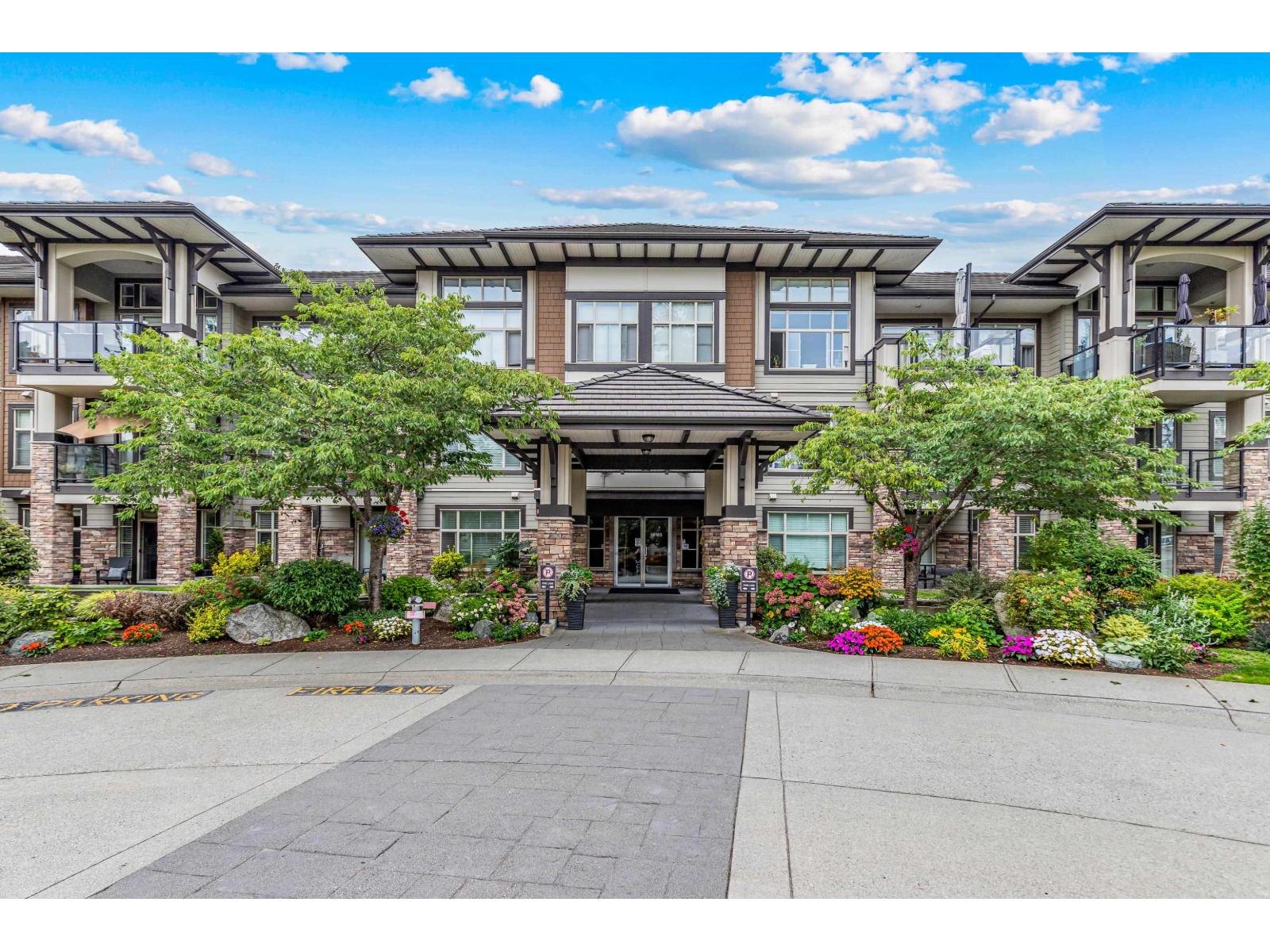15185 36 Avenue Unit 209, Surrey, BC V3Z 4R3