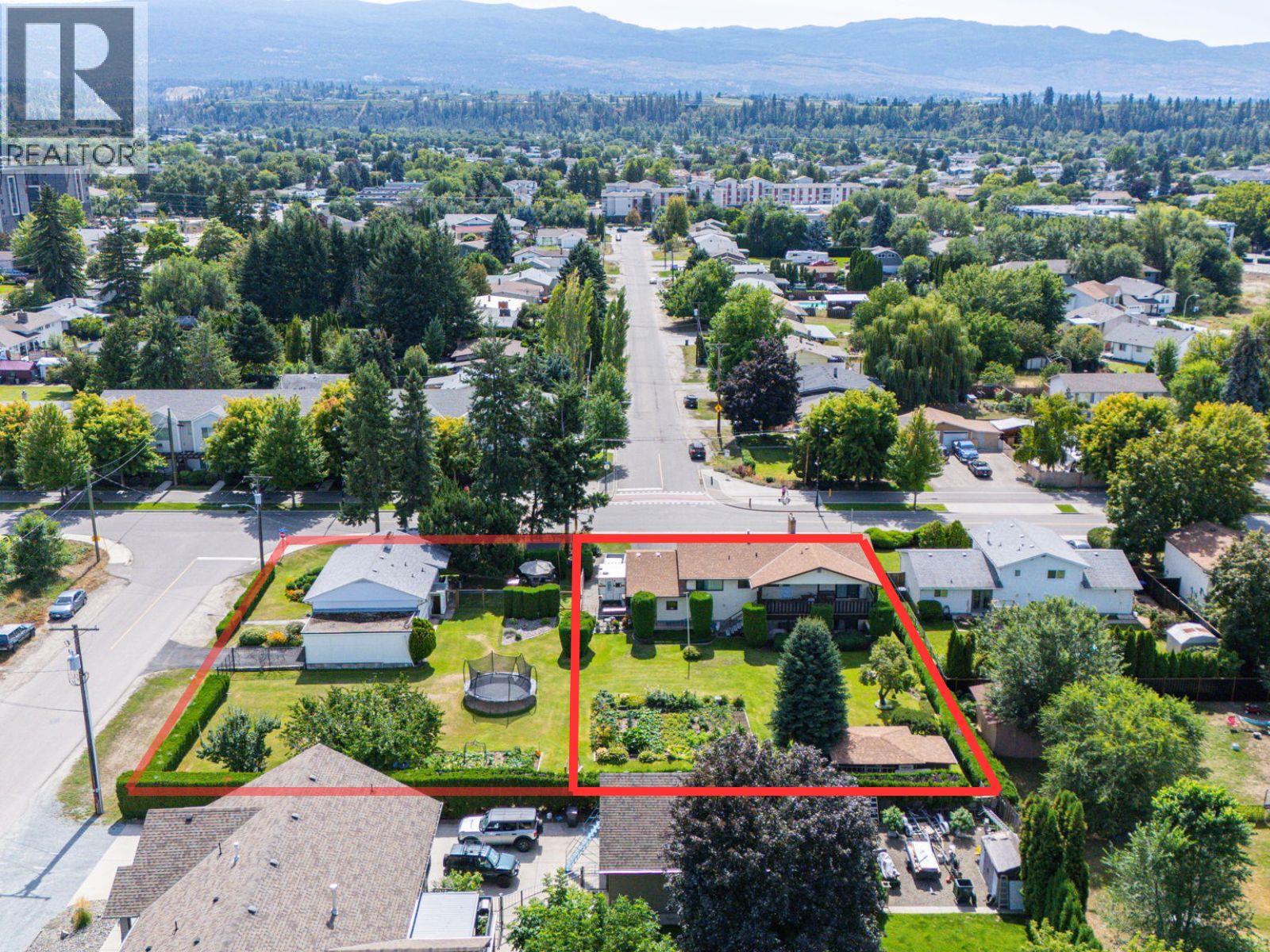 1090 Houghton Rd, Kelowna, BC V1X 6G8