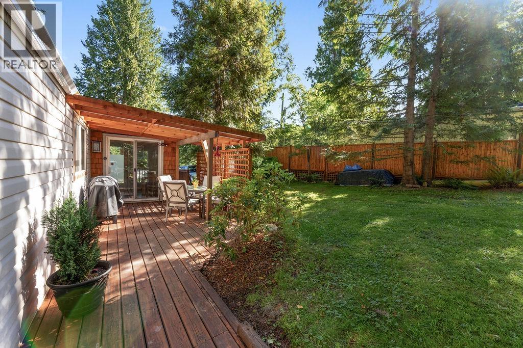 1416 N Road Unit 13, Gibsons, BC V0N 1V1