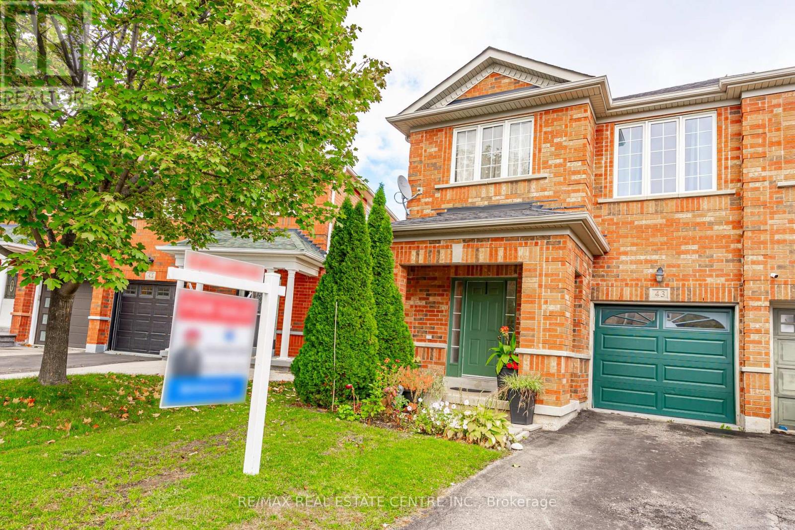 43 Trumpet Valley Blvd, Brampton, ON L7A 2Z8
