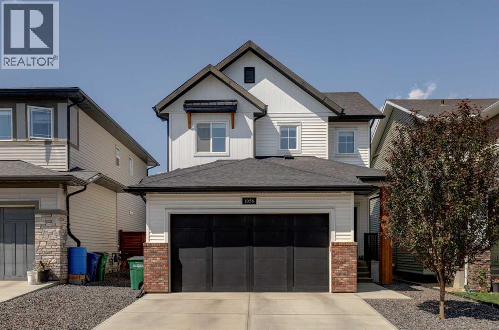 1056 Chinook Gate Heath SW, Airdrie, AB T4B 5C9