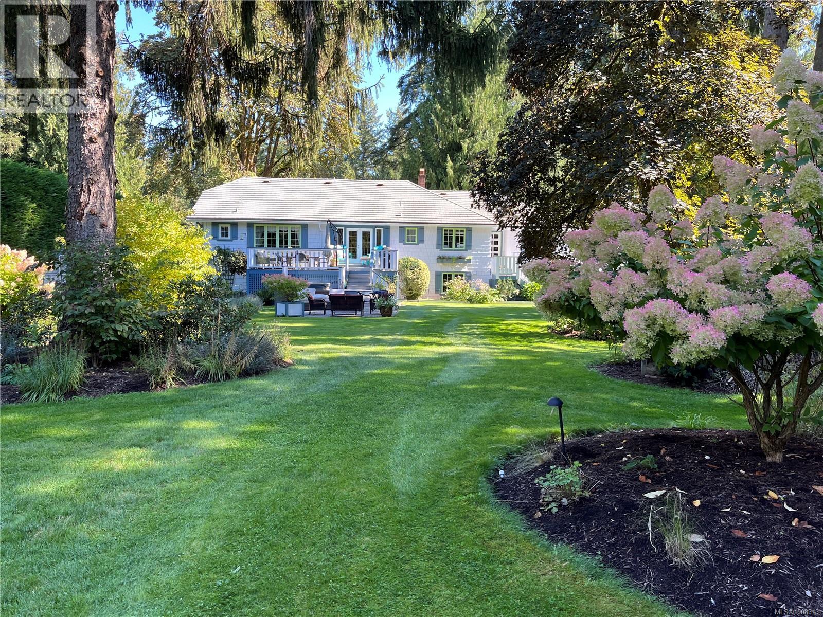 4758 Fairbridge Dr, Duncan, BC V9L 6N8