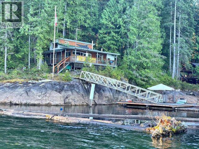 10640 Powell Lake, Powell River, BC