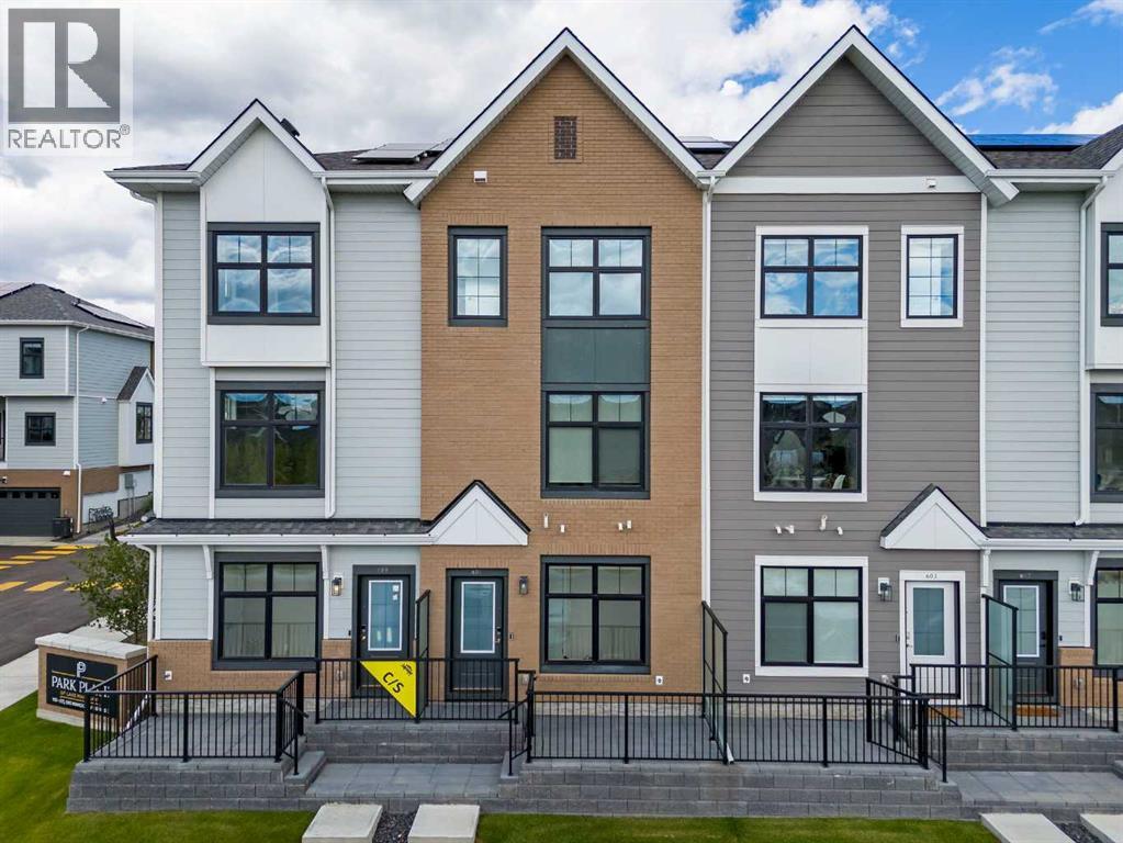 601 Mahogany Rd SE, Calgary, AB T3M 3Y3
