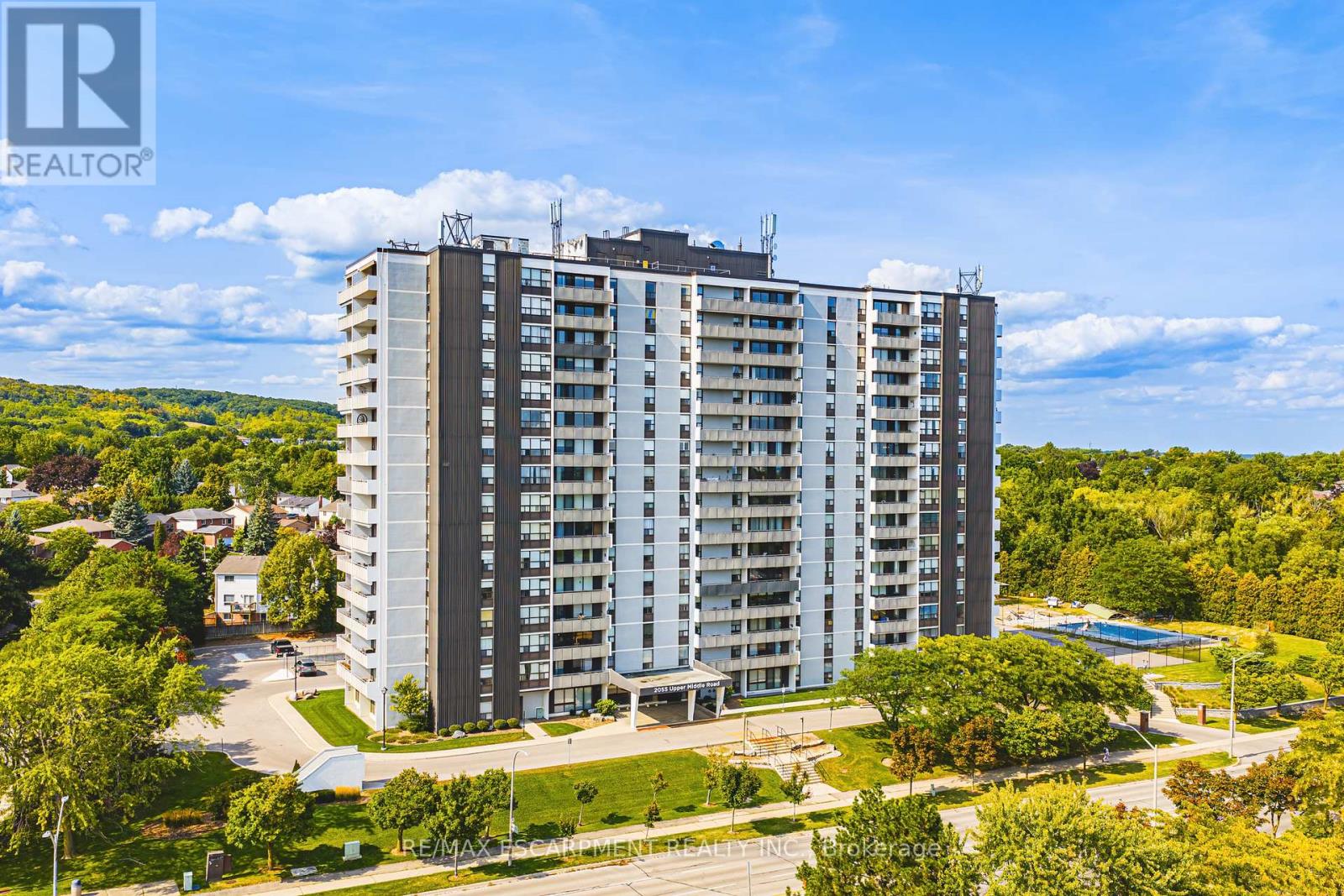 509 2055 Upper Middle Rd, Burlington, ON L7P 3P4