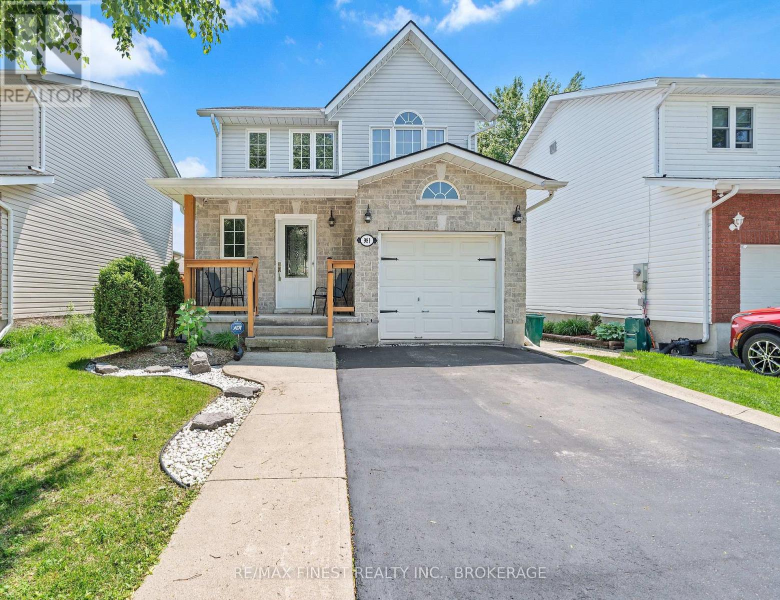 981 Rainbow Cres, Kingston, ON K7K 7J3