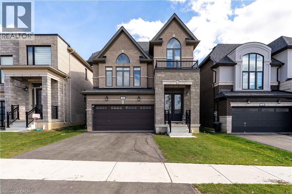 790 Sobeski Ave, Woodstock, ON N4T 0P1