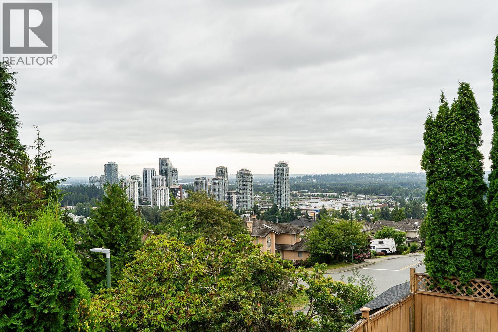2640 Mclaughlin Ct, Coquitlam, BC V3B 6K4