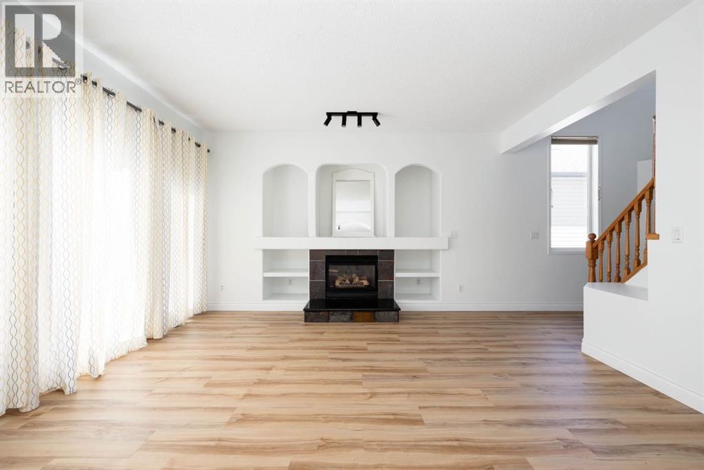 131 Bussieres Dr, Fort Mcmurray, AB T9K 1W3