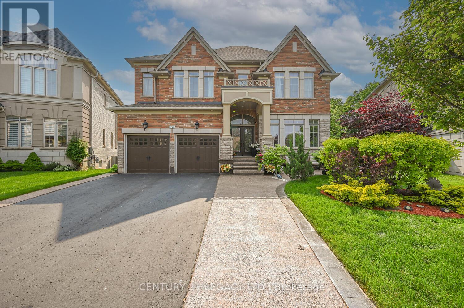 34 Cannington Cres, Brampton Credit Valley, ON L6X 2Y5