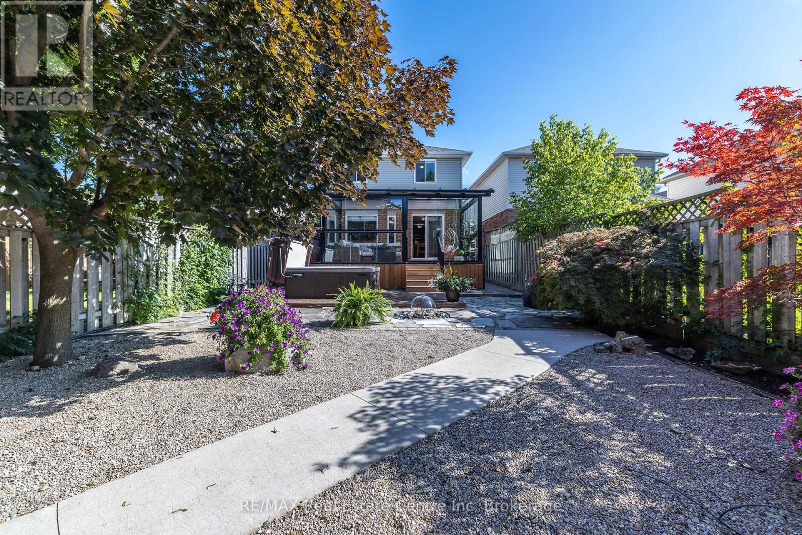 31 Bushmills Cres, Guelph, ON N1K 1T6