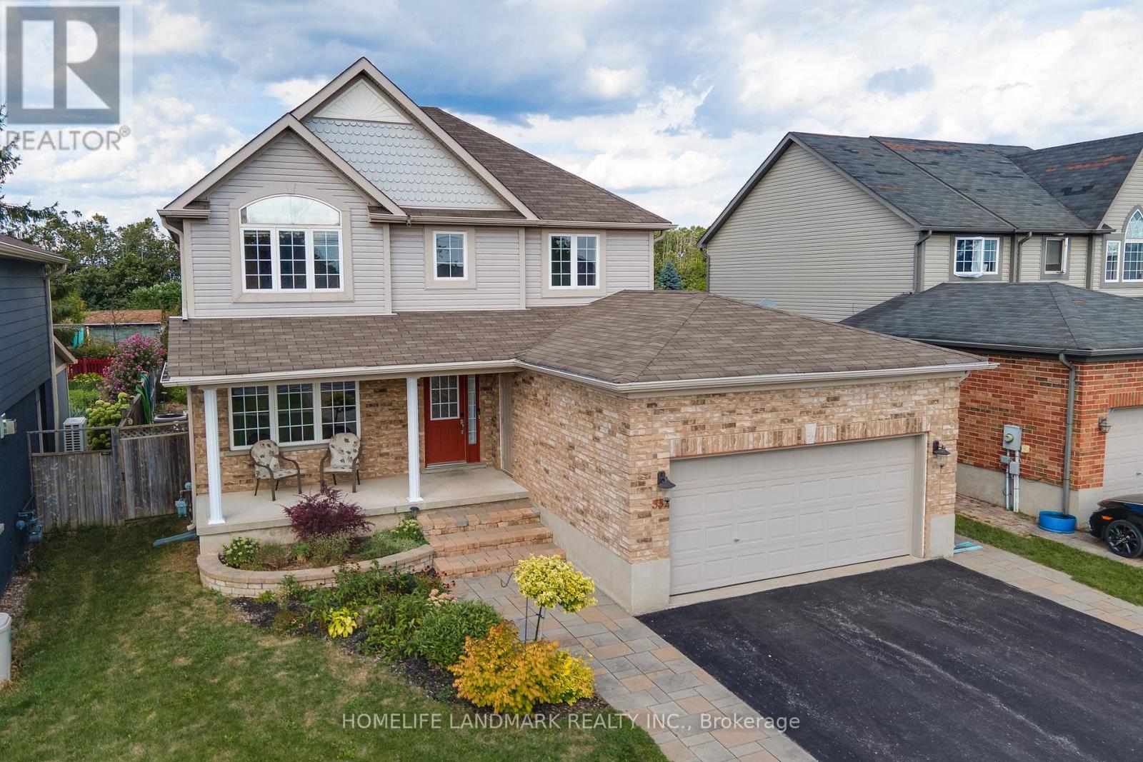 352 Georgian Dr, Barrie Georgian Drive, ON L4M 7B6