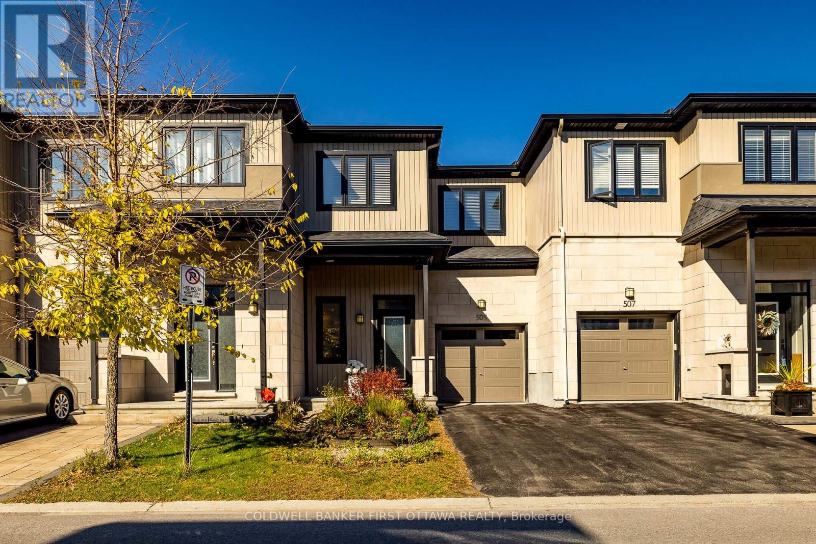 505 Radiant Private, Ottawa, ON K2M 0M9