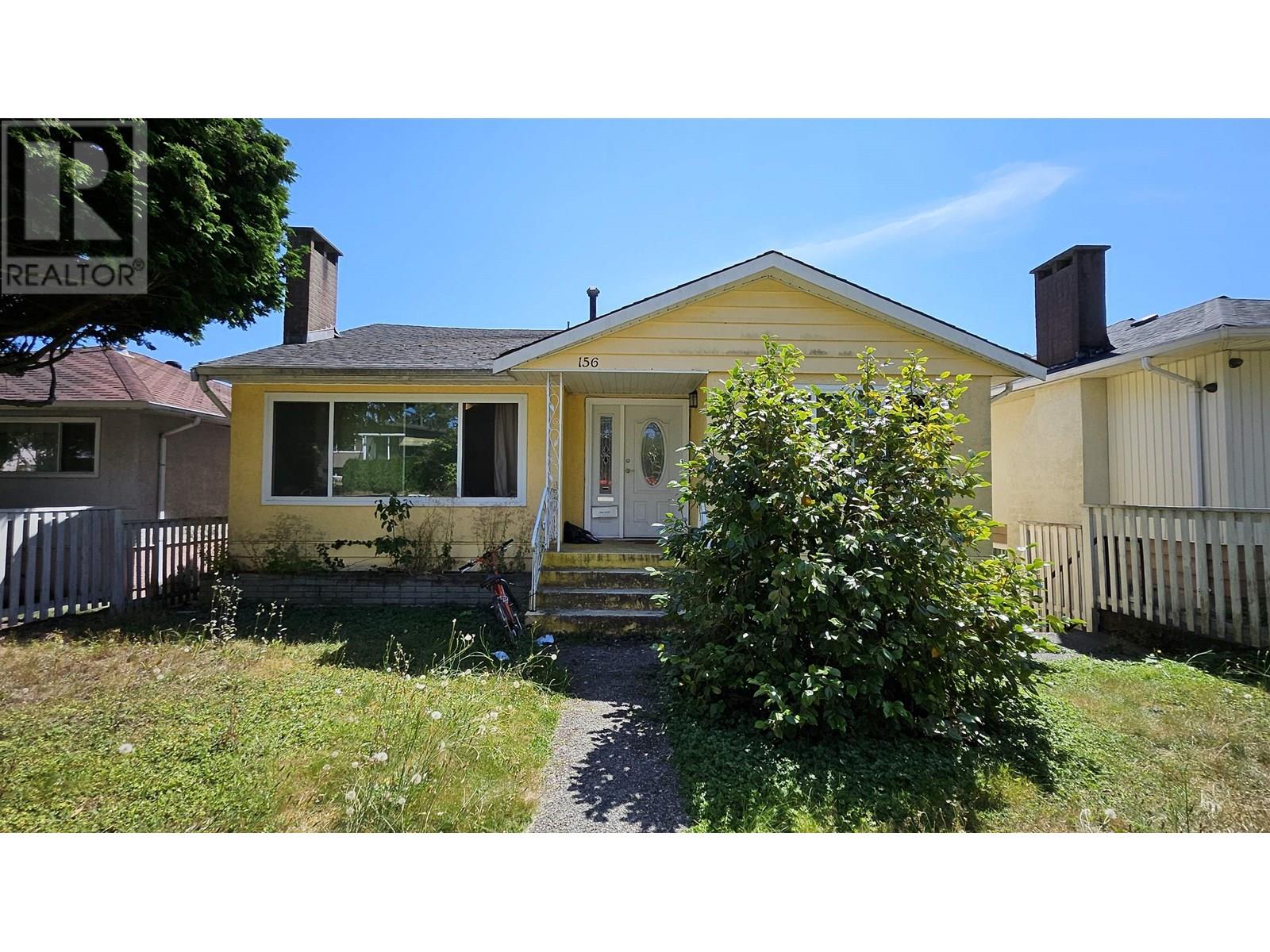 156 W 62nd Ave, Vancouver, BC V5X 2E1