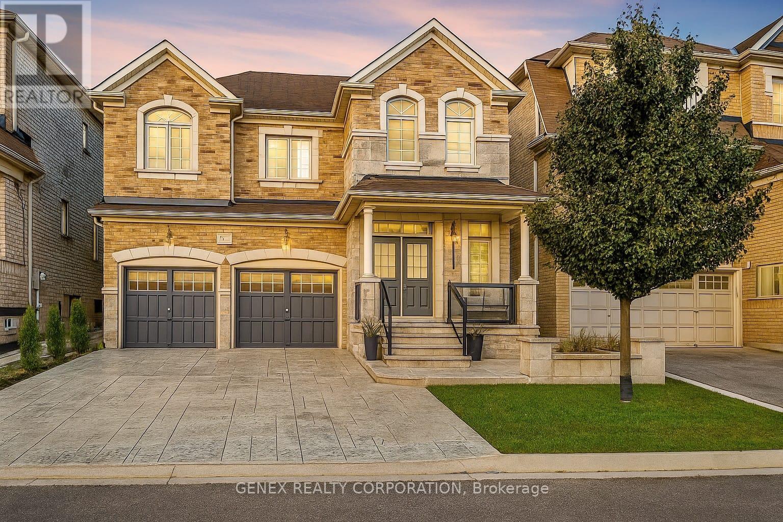 7 Antoine St, Brampton, ON L7A 0G4