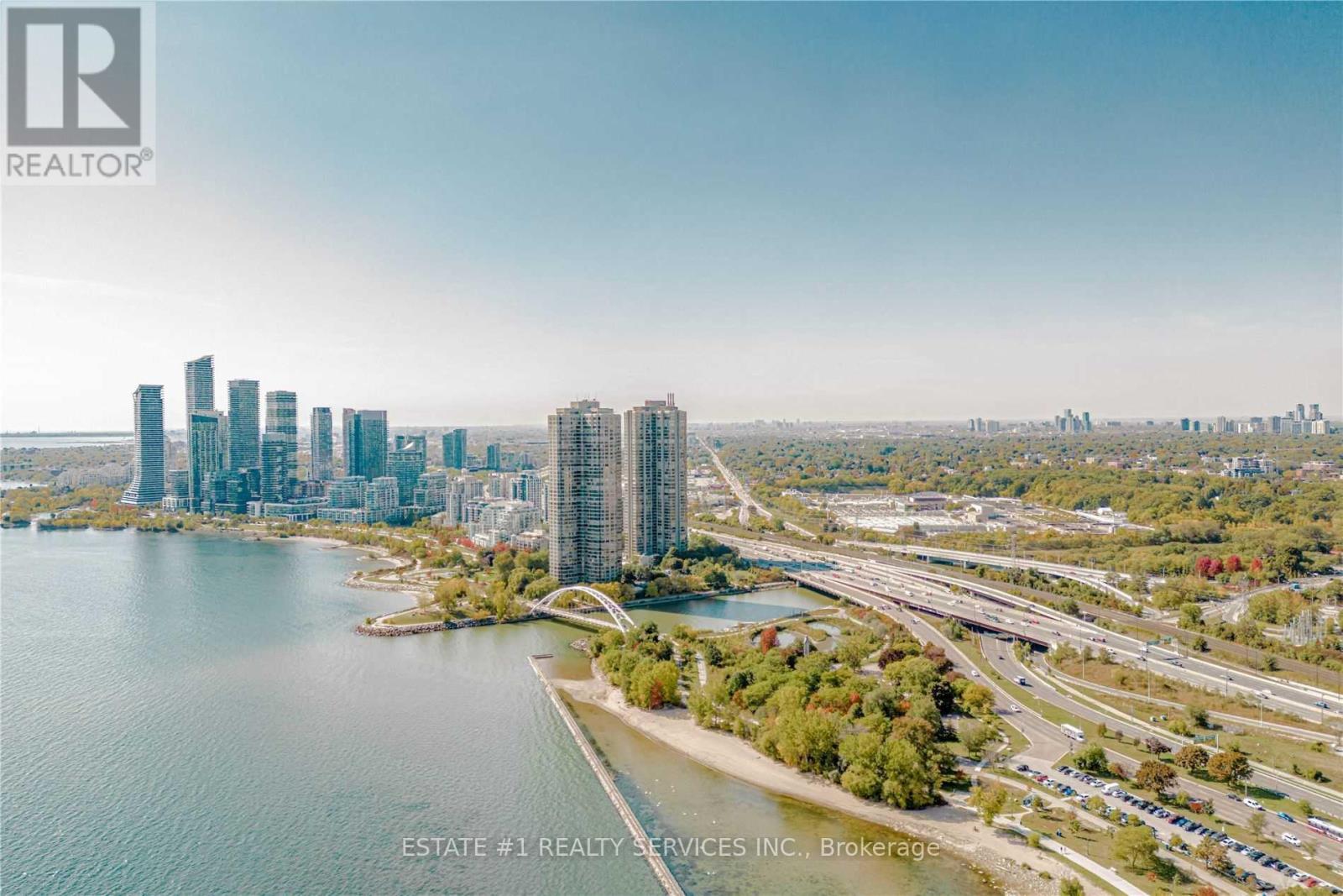 2116 1928 Lakeshore Blvd, Toronto, ON M6S 0B1