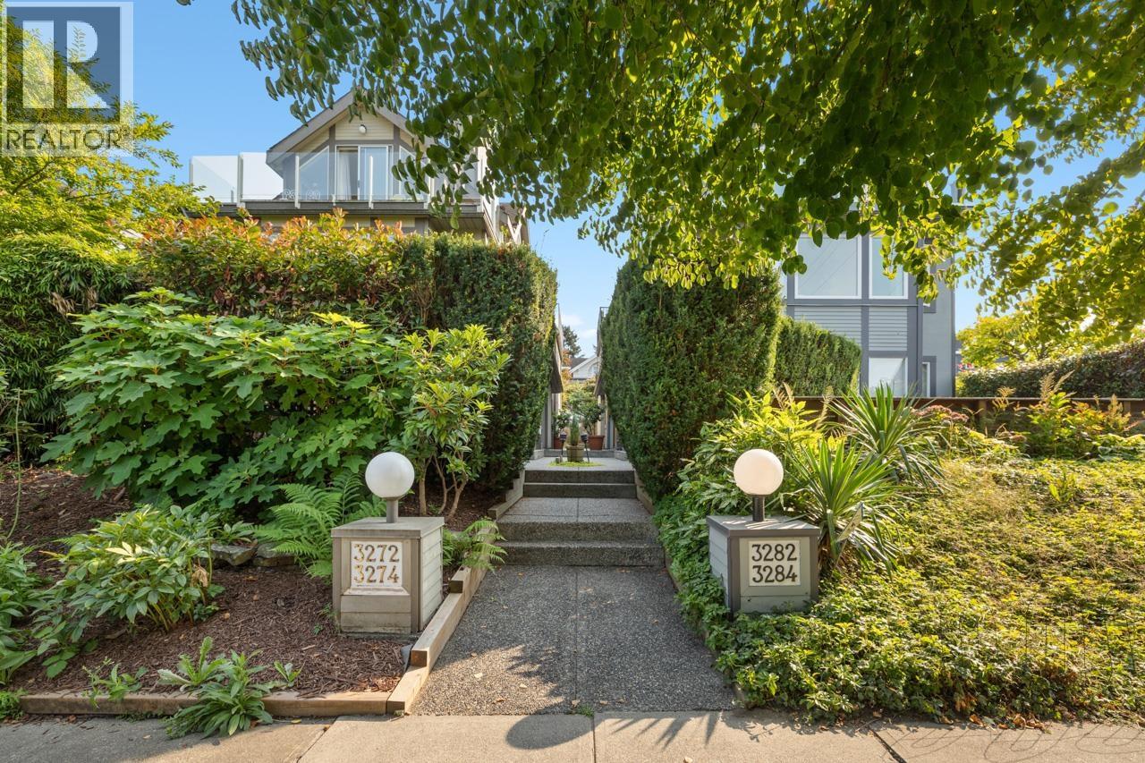 3274 W 1st Ave, Vancouver, BC V6K 1H5