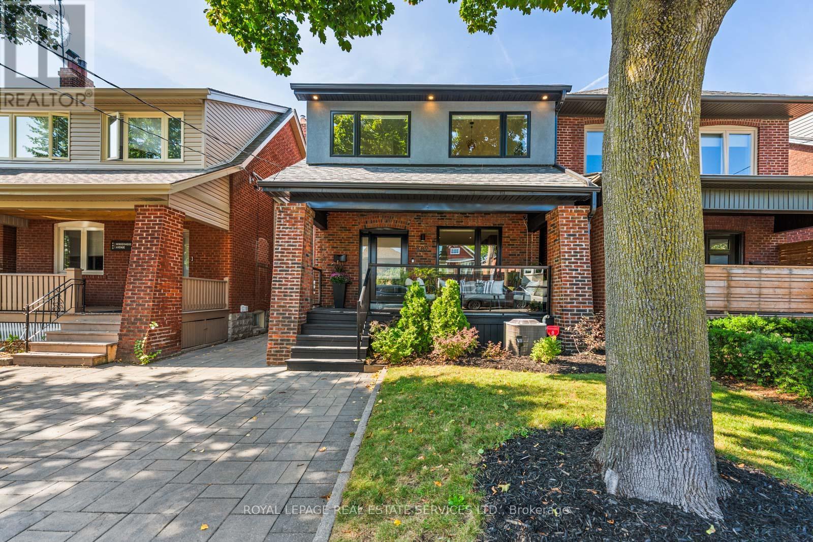 682 Windermere Ave, Toronto, ON M6S 3M1