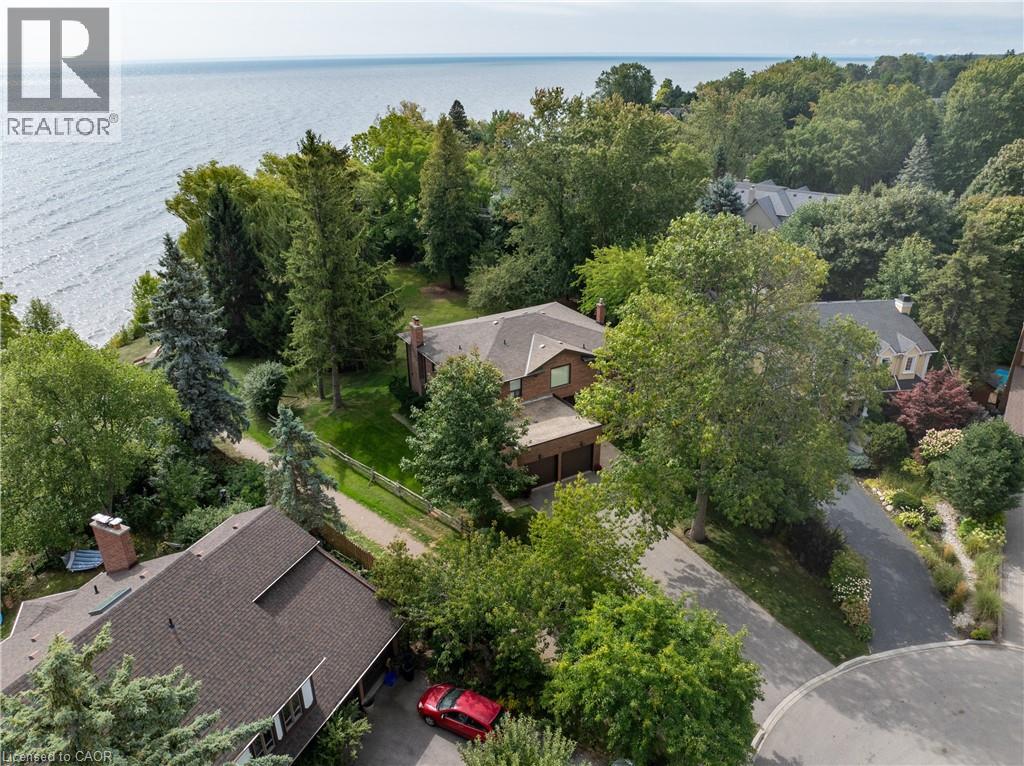 20 Arkendo Dr, Oakville, ON L6J 5T9