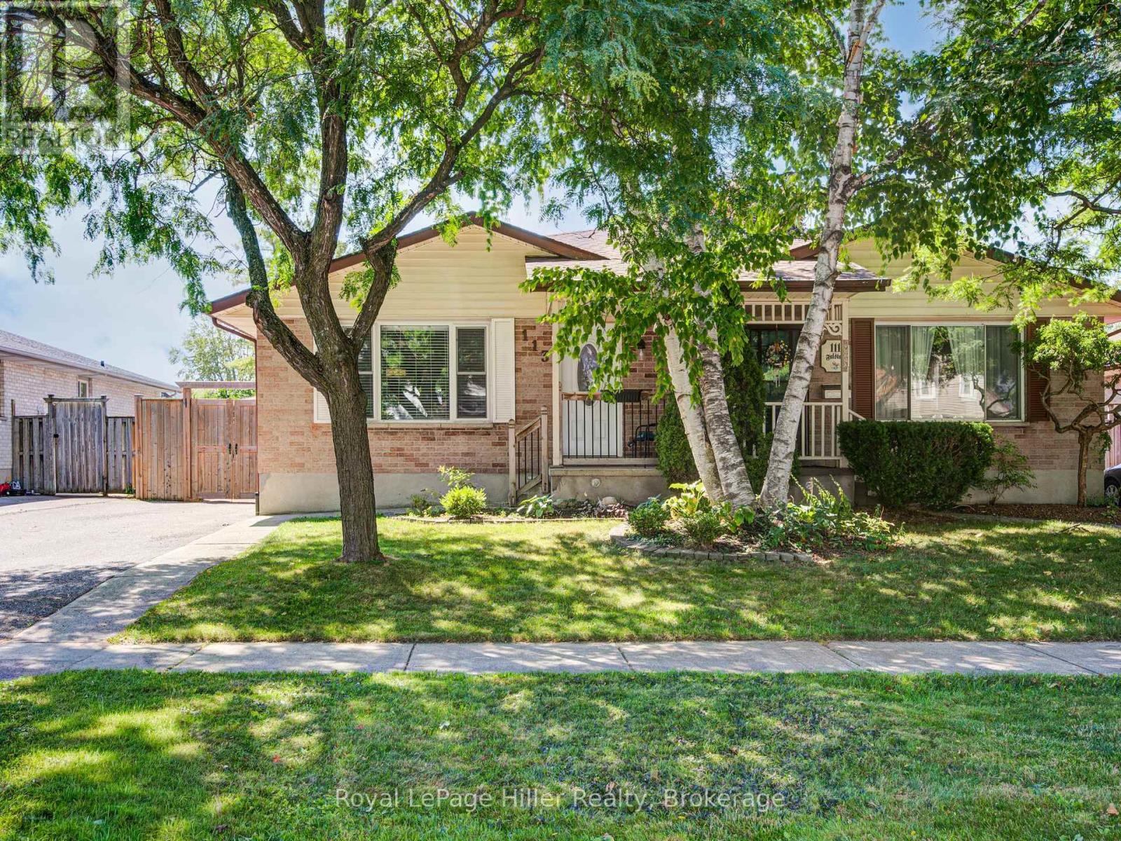 113 Falstaff St, Stratford, ON N5A 3T6