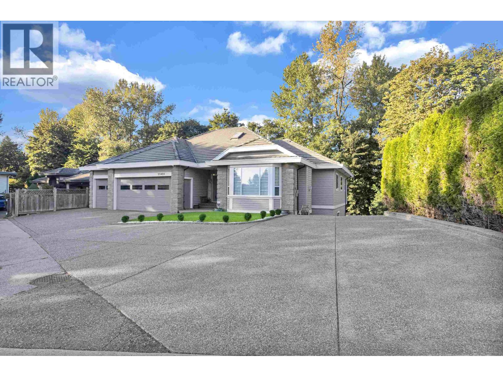 23404 Tamarack Ln, Maple Ridge, BC V2W 1A8