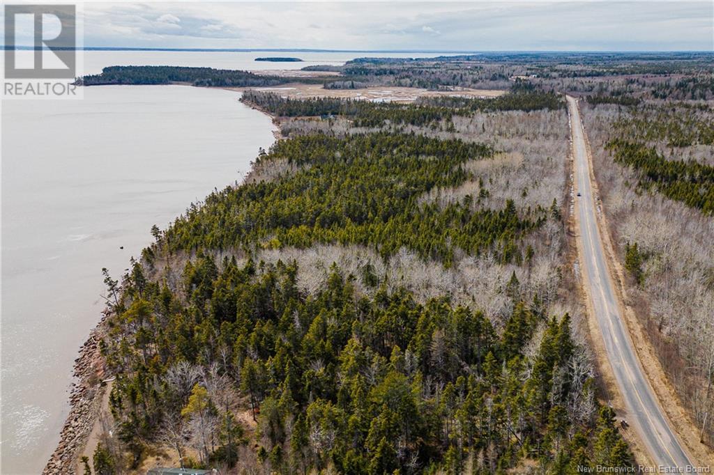 5 Nb-960 #24, Upper Cape, NB E4M 2S4