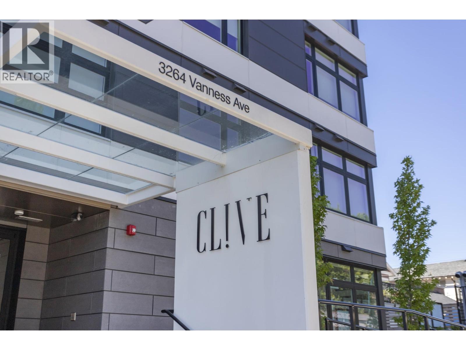 3264 Vanness Avenue Unit 204, Vancouver, BC V5R 4V3