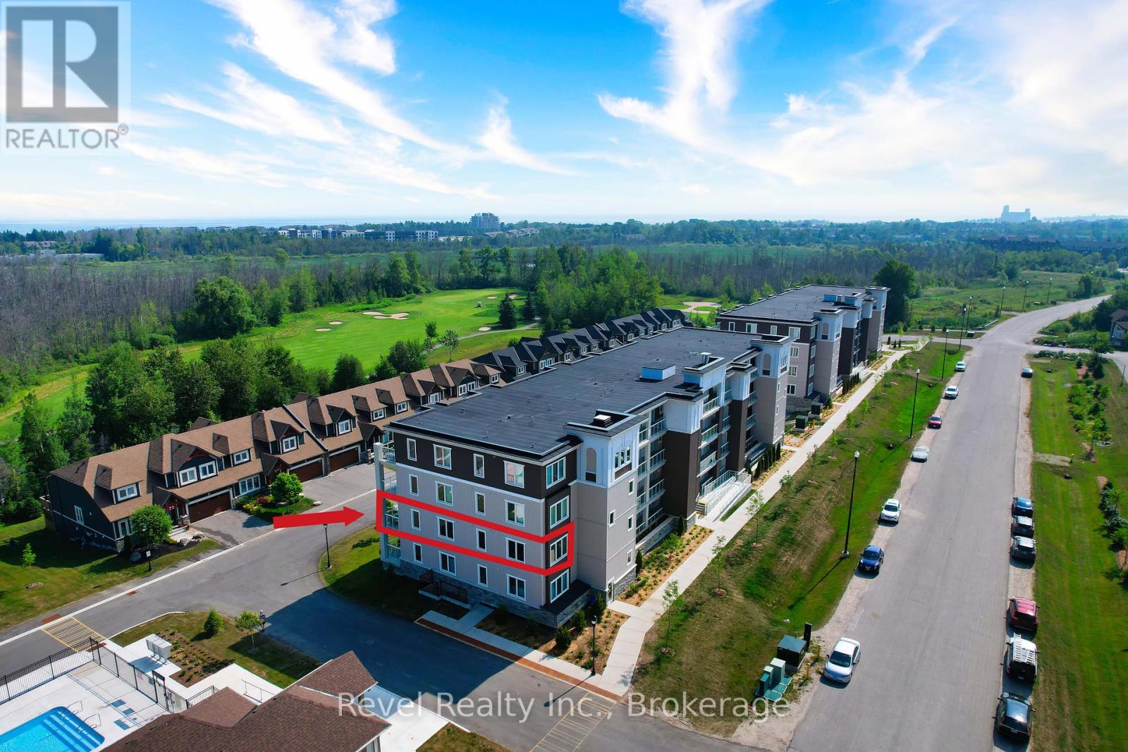 201 17 Spooner Cres, Collingwood, ON L9Y 1T3