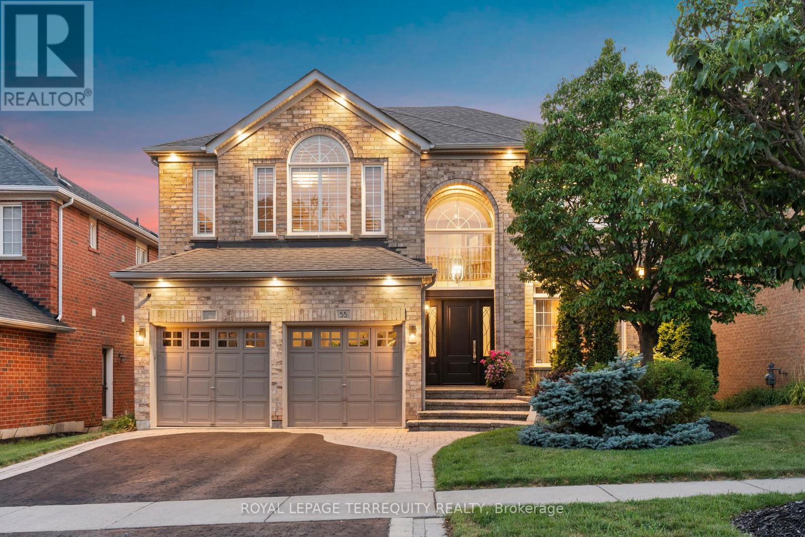 55 Splendor Dr, Whitby, ON L1P 1X5