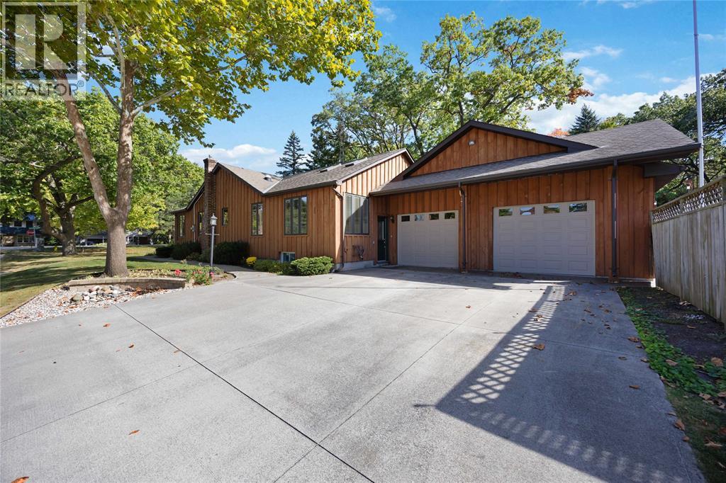 1311 Lakeshore Rd, Sarnia, ON N7S 2L9