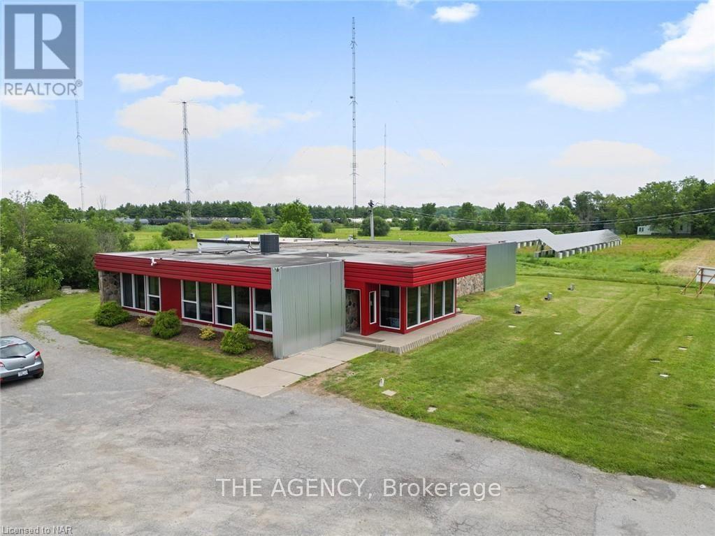 860 Forks Rd, Welland, ON L3B 5K8