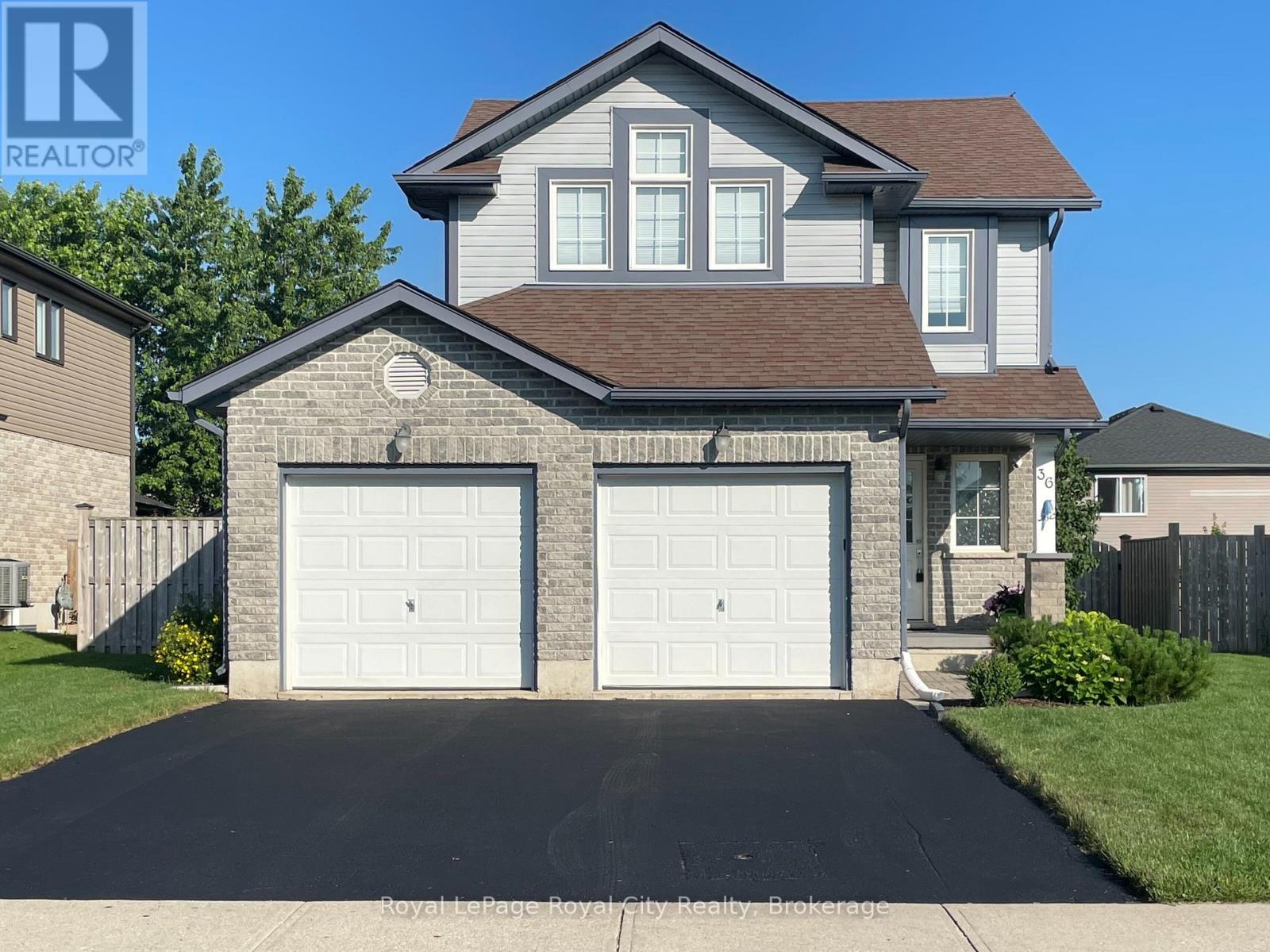 36 Green St, Mapleton, ON N0G 1P0