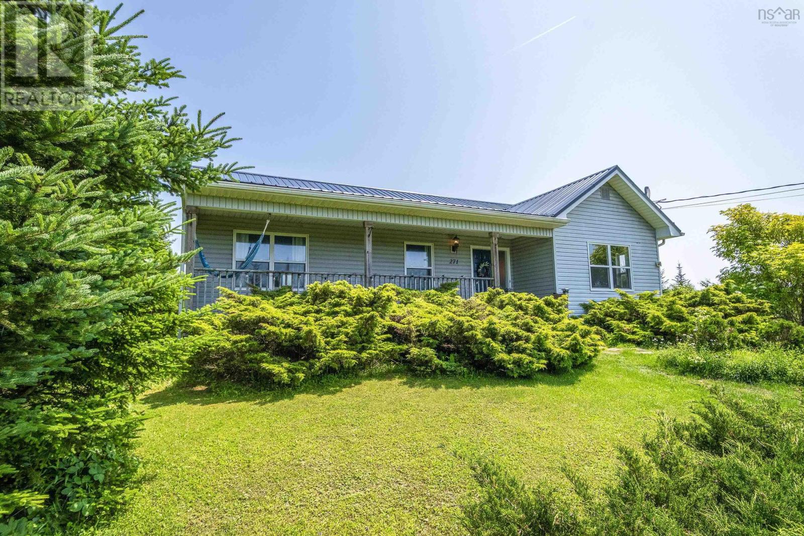 271 Leslie Rd, East Lawrencetown, NS B2Z 1T4