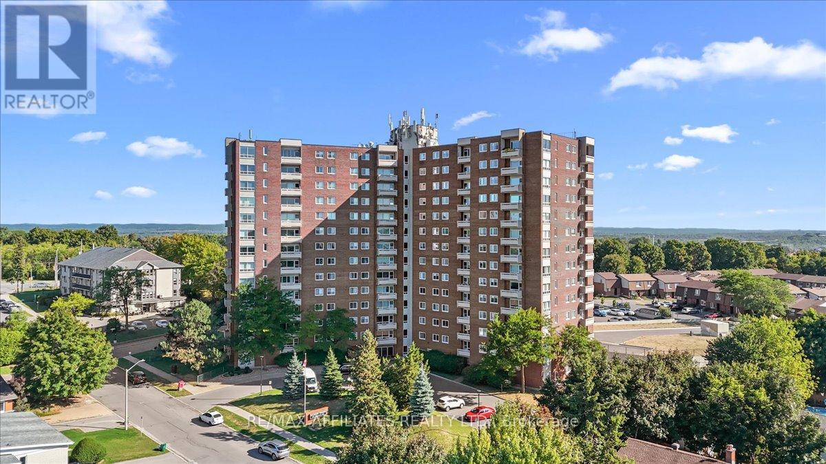 113 915 Elmsmere Rd, Ottawa, ON K1J 8H8