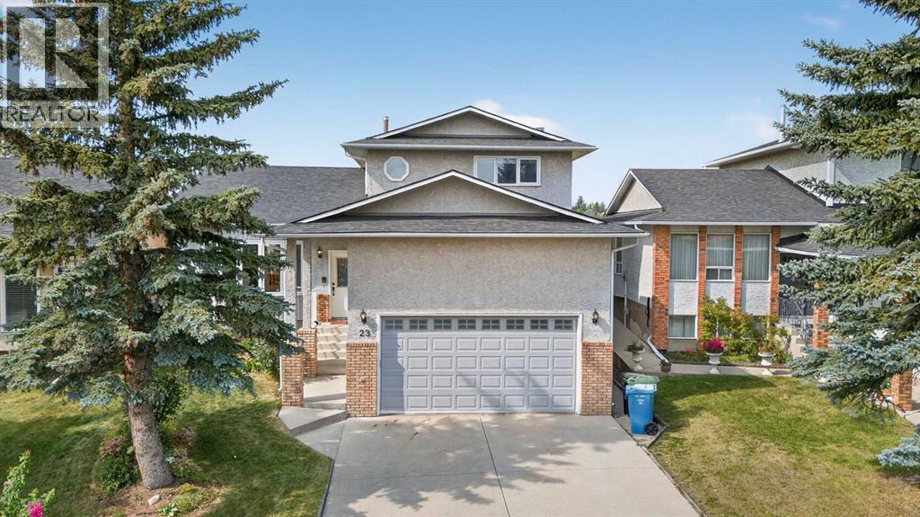 23 Edgepark Way NW, Calgary, AB T3A 4G7