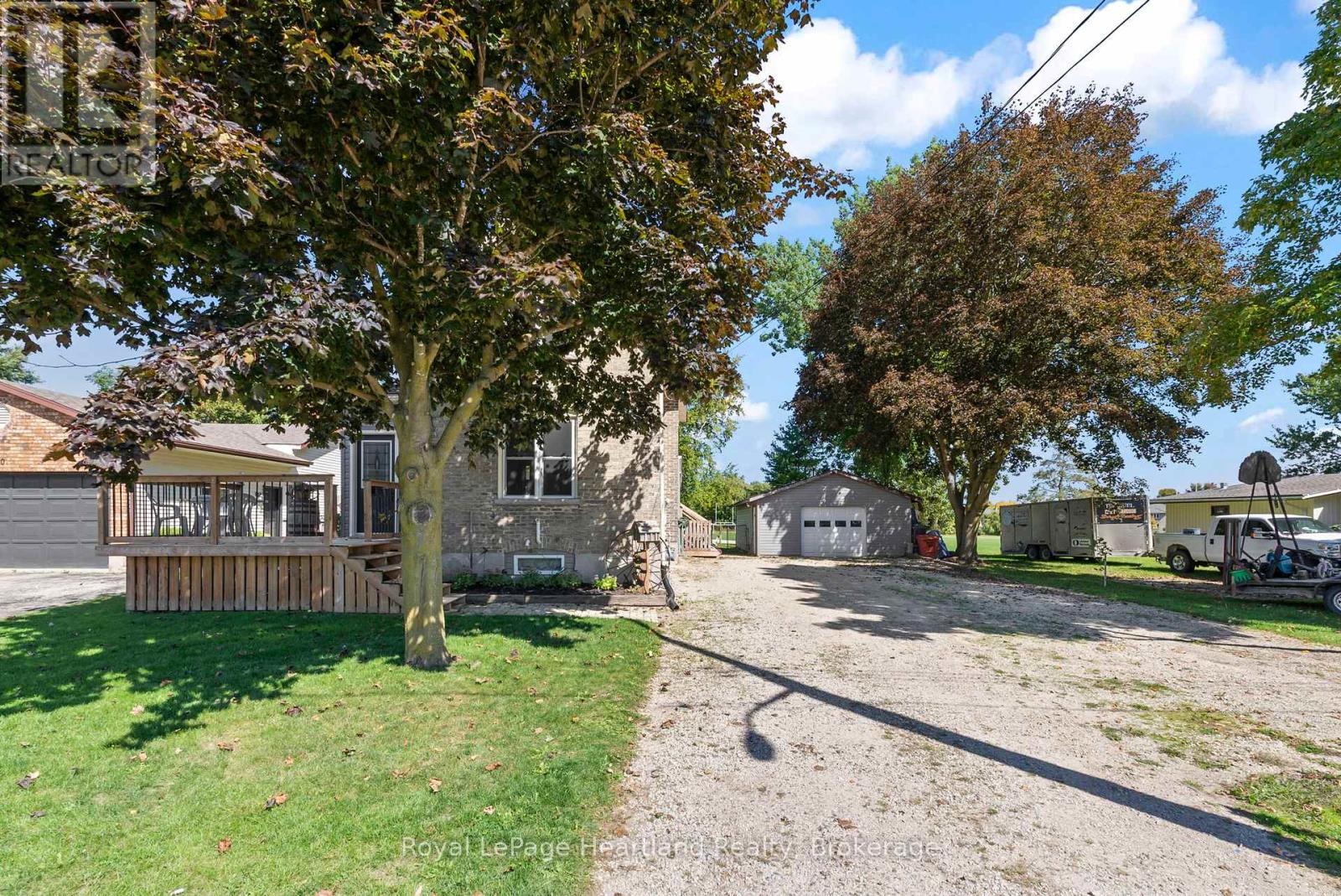 555 Raglan St, Minto, ON N0G 2P0