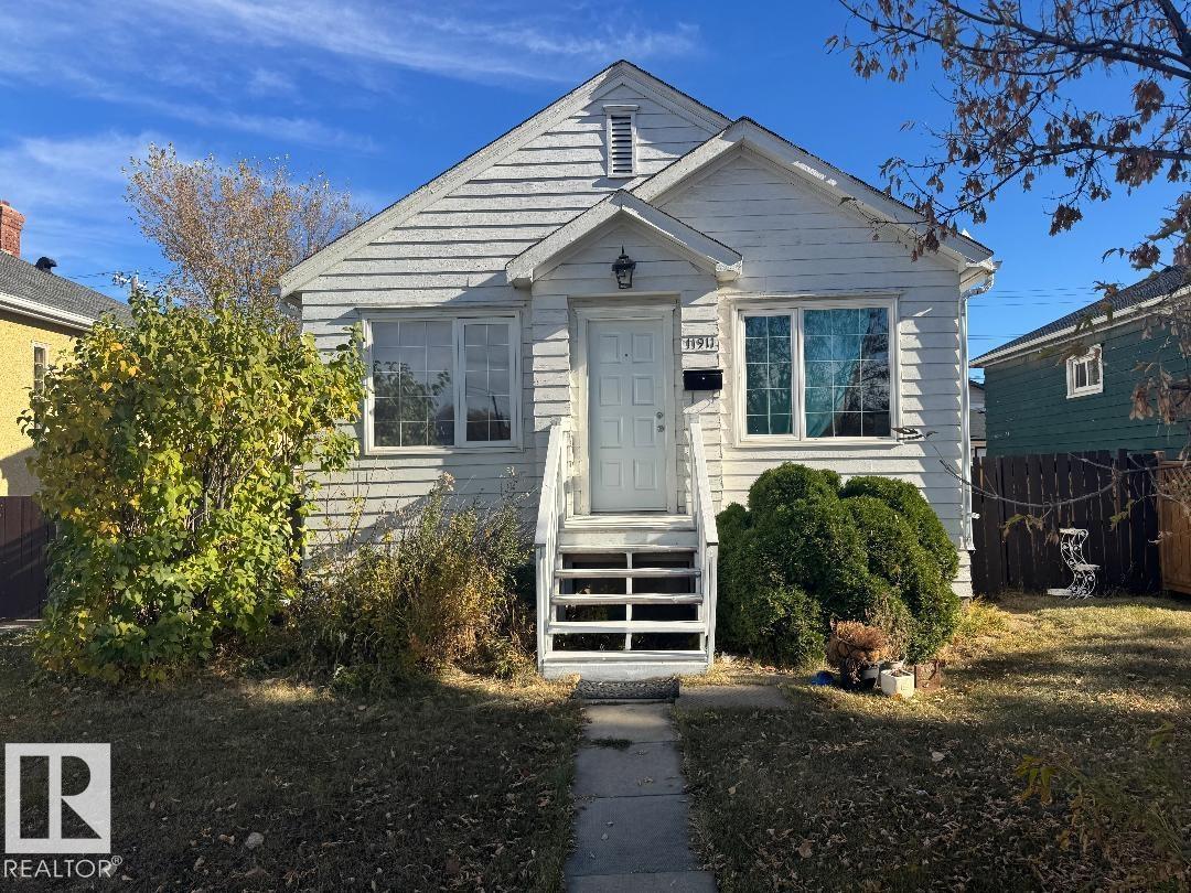 97 St Nw Unit 11911, Edmonton, AB T5G 1Y7