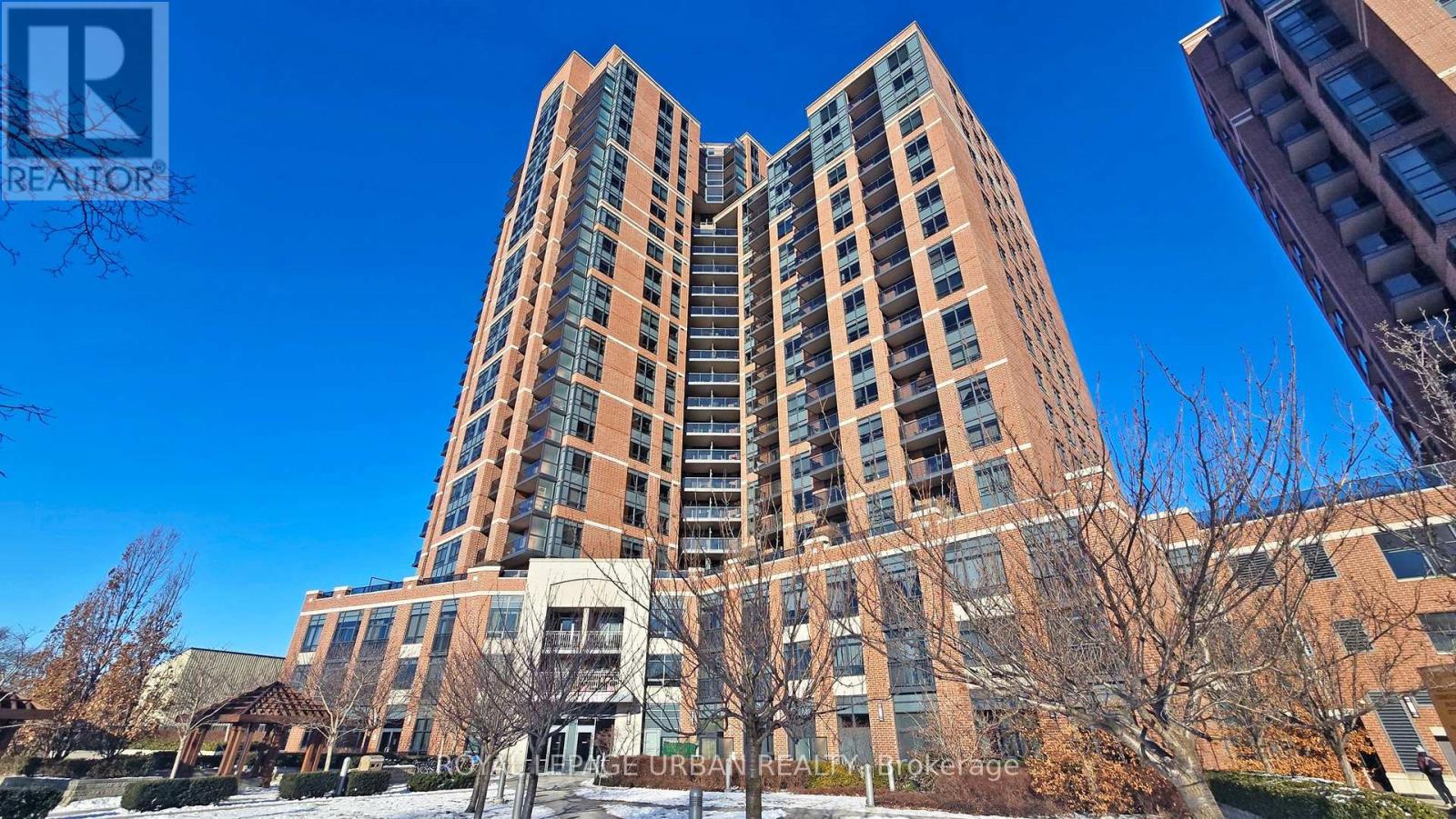 428 60 Heintzman St, Toronto, ON M6P 5A1