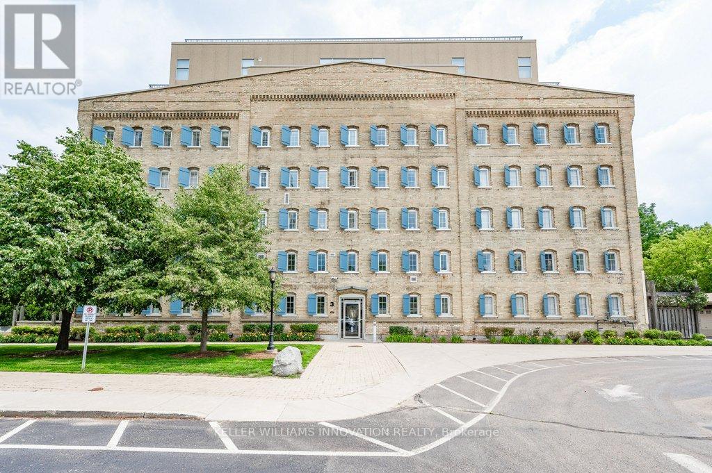 201 3 Father David Bauer Dr, Waterloo, ON N2L 6M1