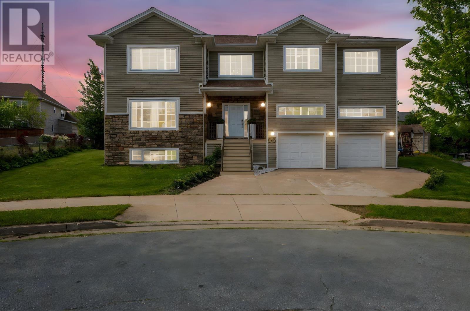 68 Salzburg Pl, Halifax, NS B3S 0C6