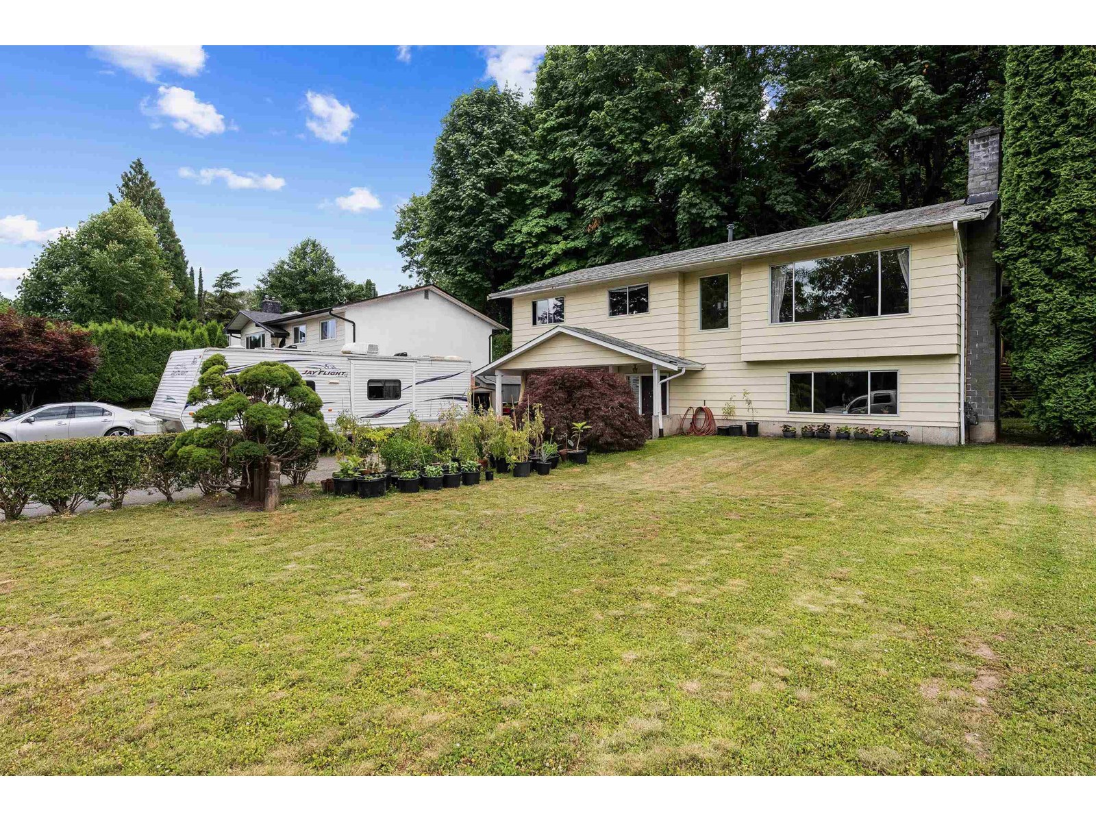 33332 Wren Cres, Abbotsford, BC V2S 5W1