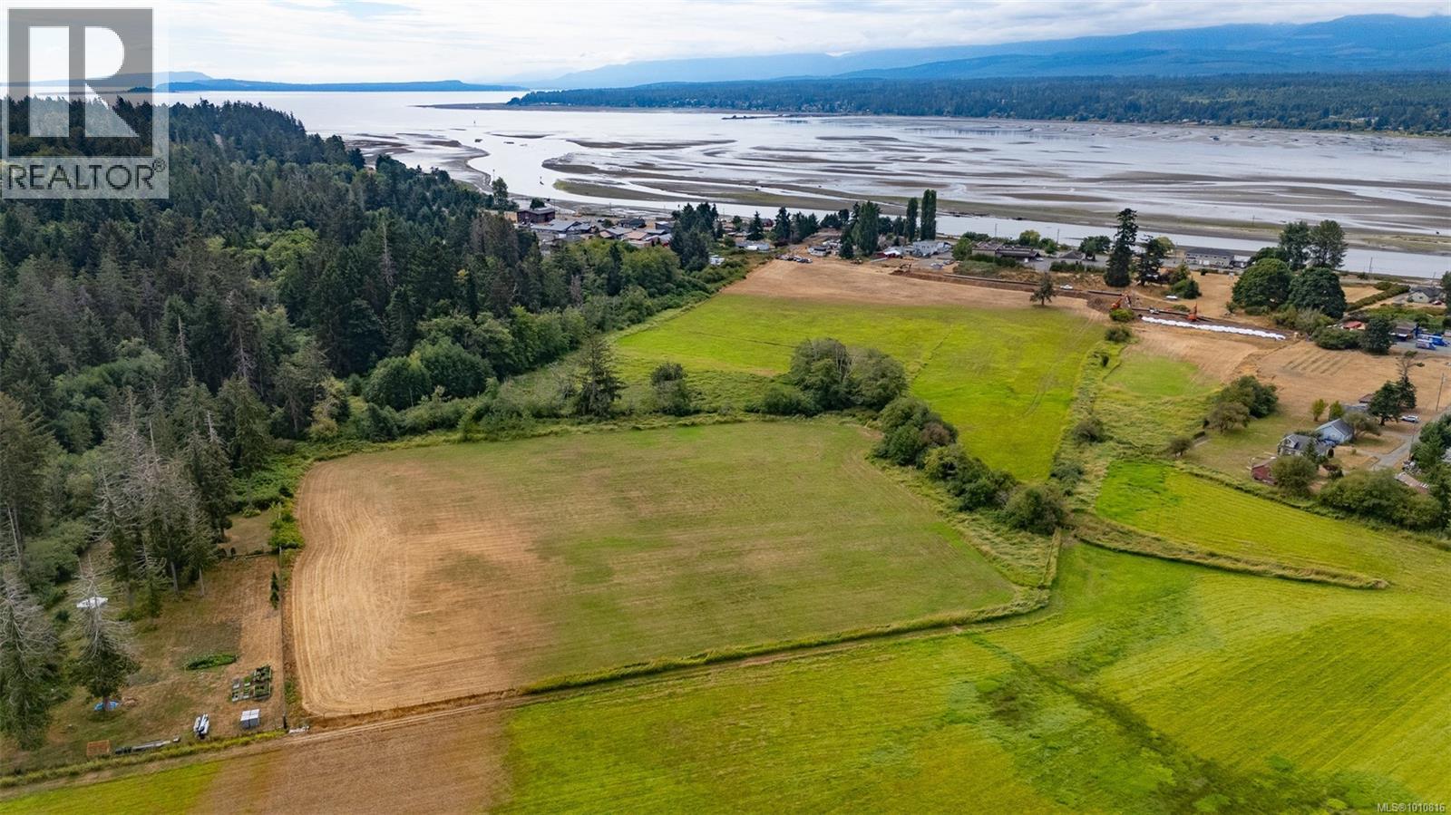 Comox Road, Comox, BC V9N 3P6