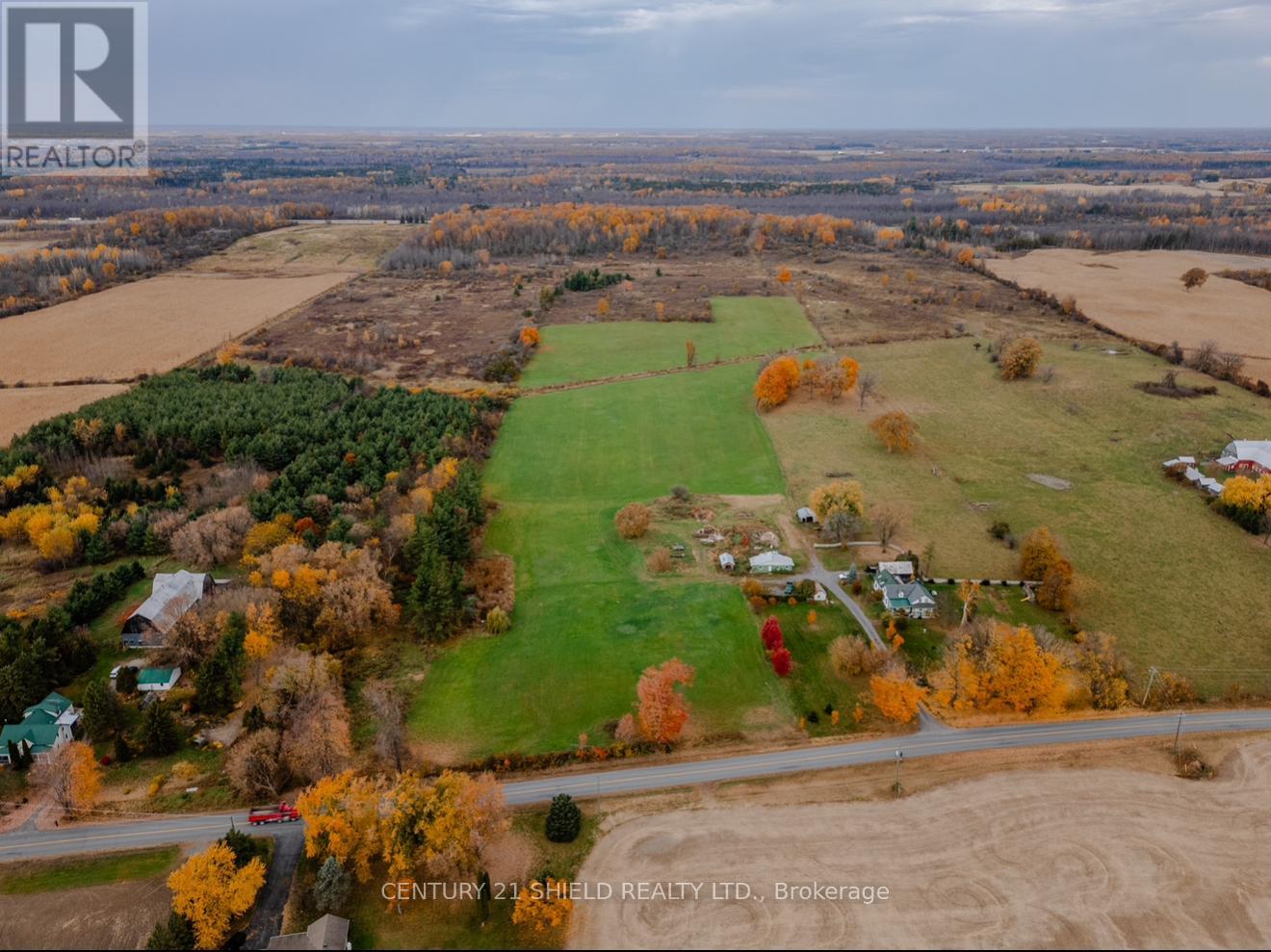 18985 Paragon Rd, South Glengarry, ON K0C 2E0