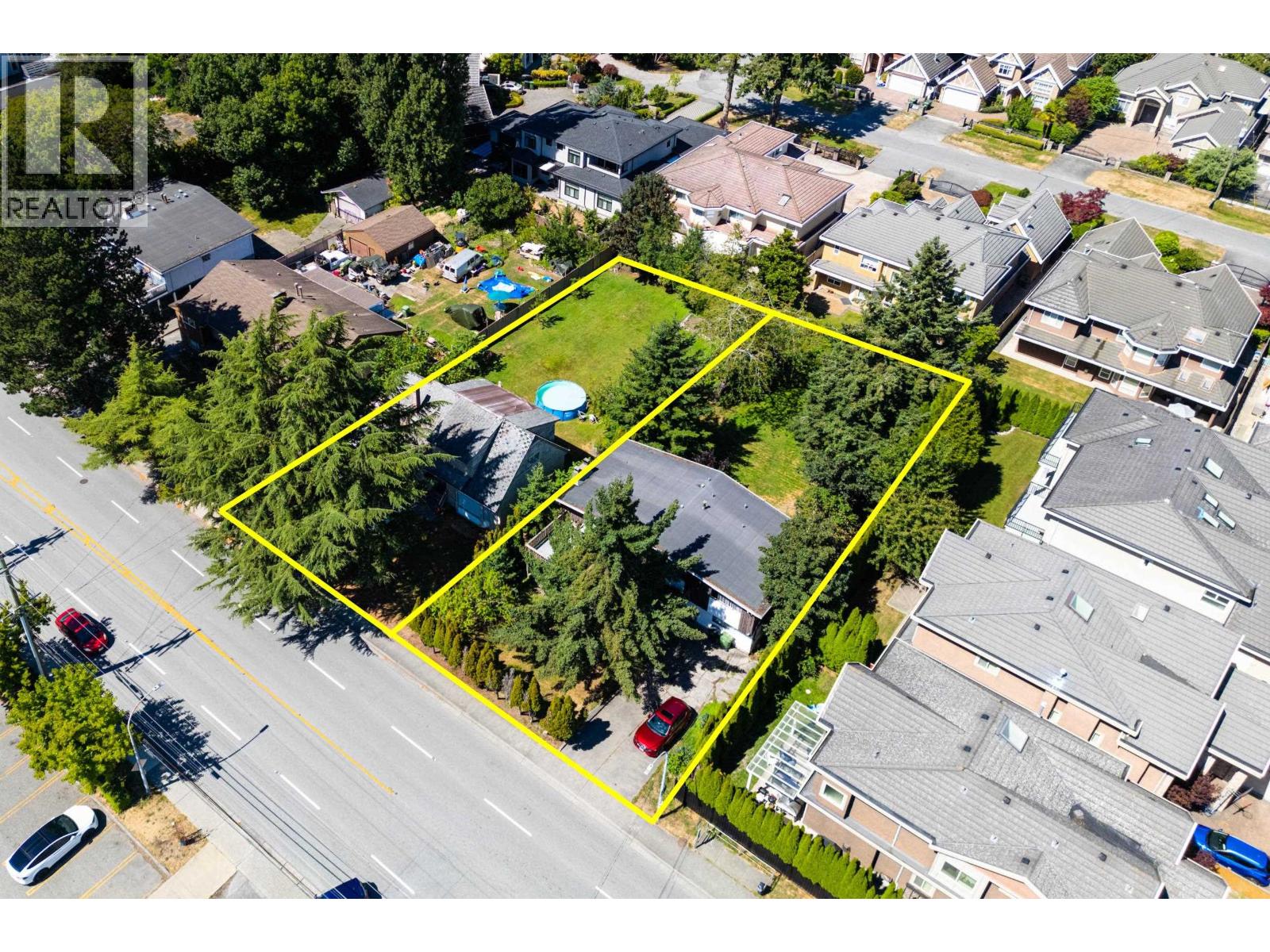 6131 Blundell Rd, Richmond, BC V7C 1H6