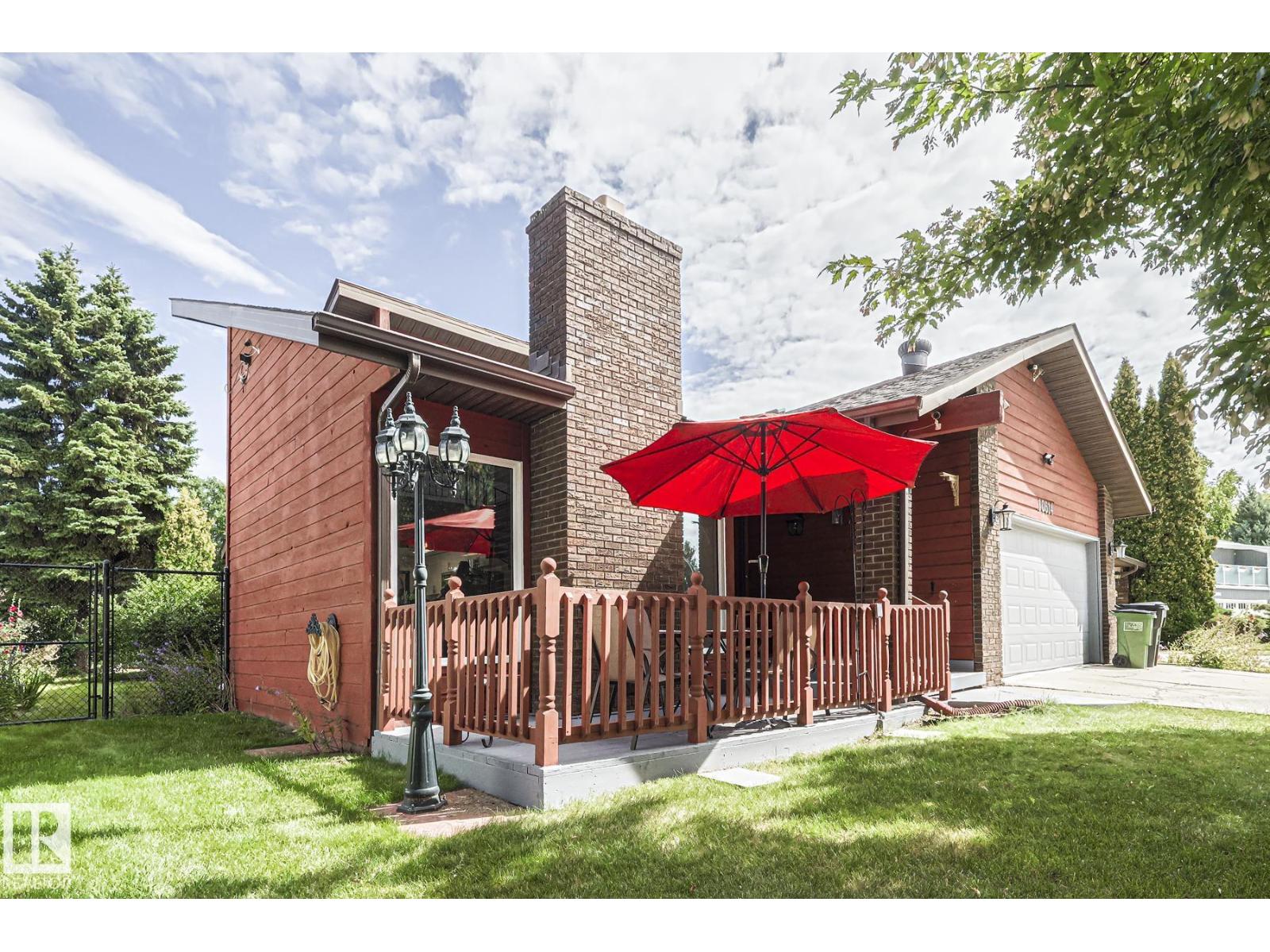 25 Av Nw Unit 10614 #a, Edmonton, AB T6J 4K3